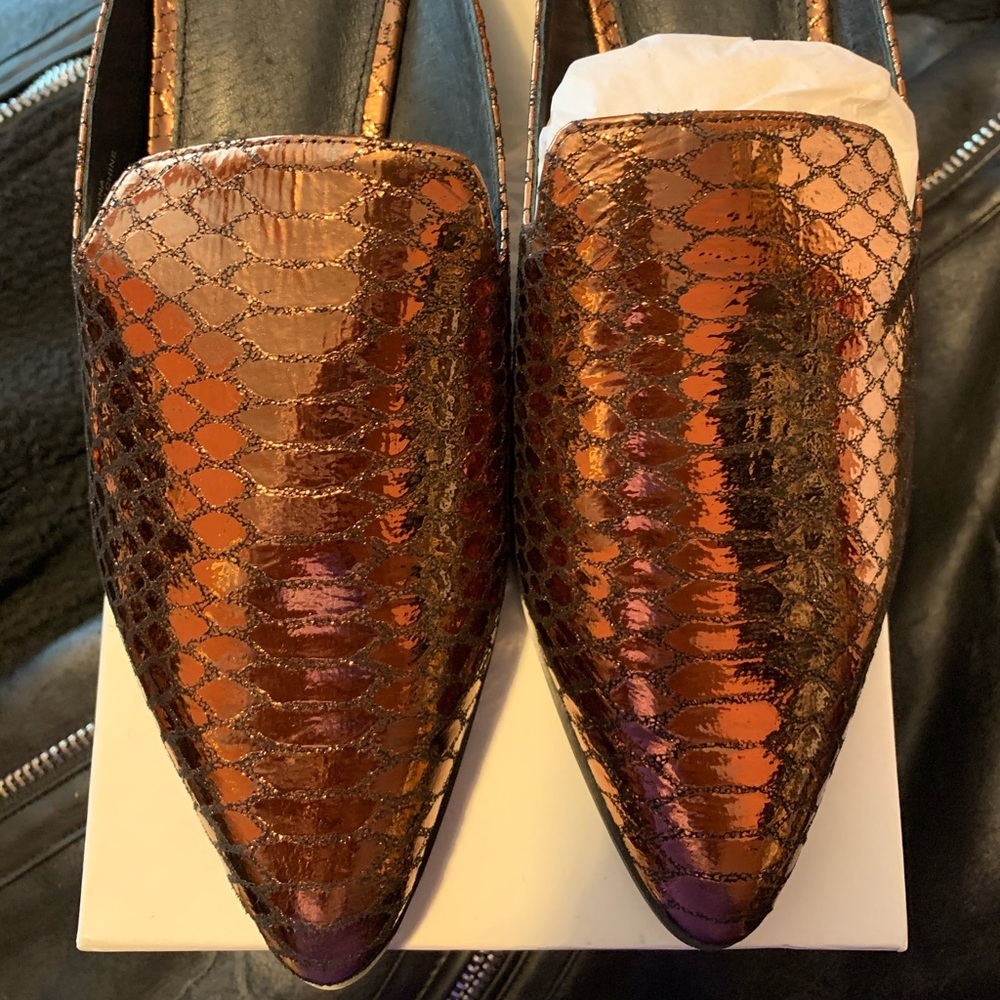 Shellys London Slides